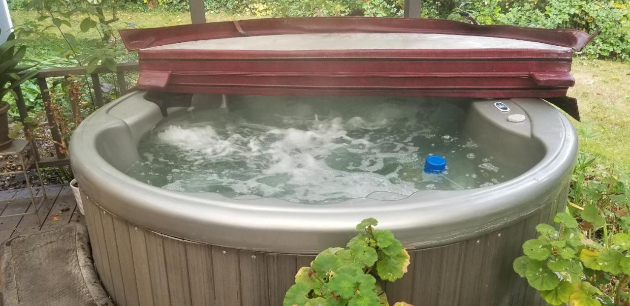 Creekside Bed And Breakfast Guest Room Deerhorn 外观 照片